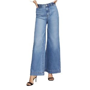 BCBGMAXAZRIA Cotton “HIGH WAISTED“Flare Denim Jeans .Light blue. Beautiful🌸